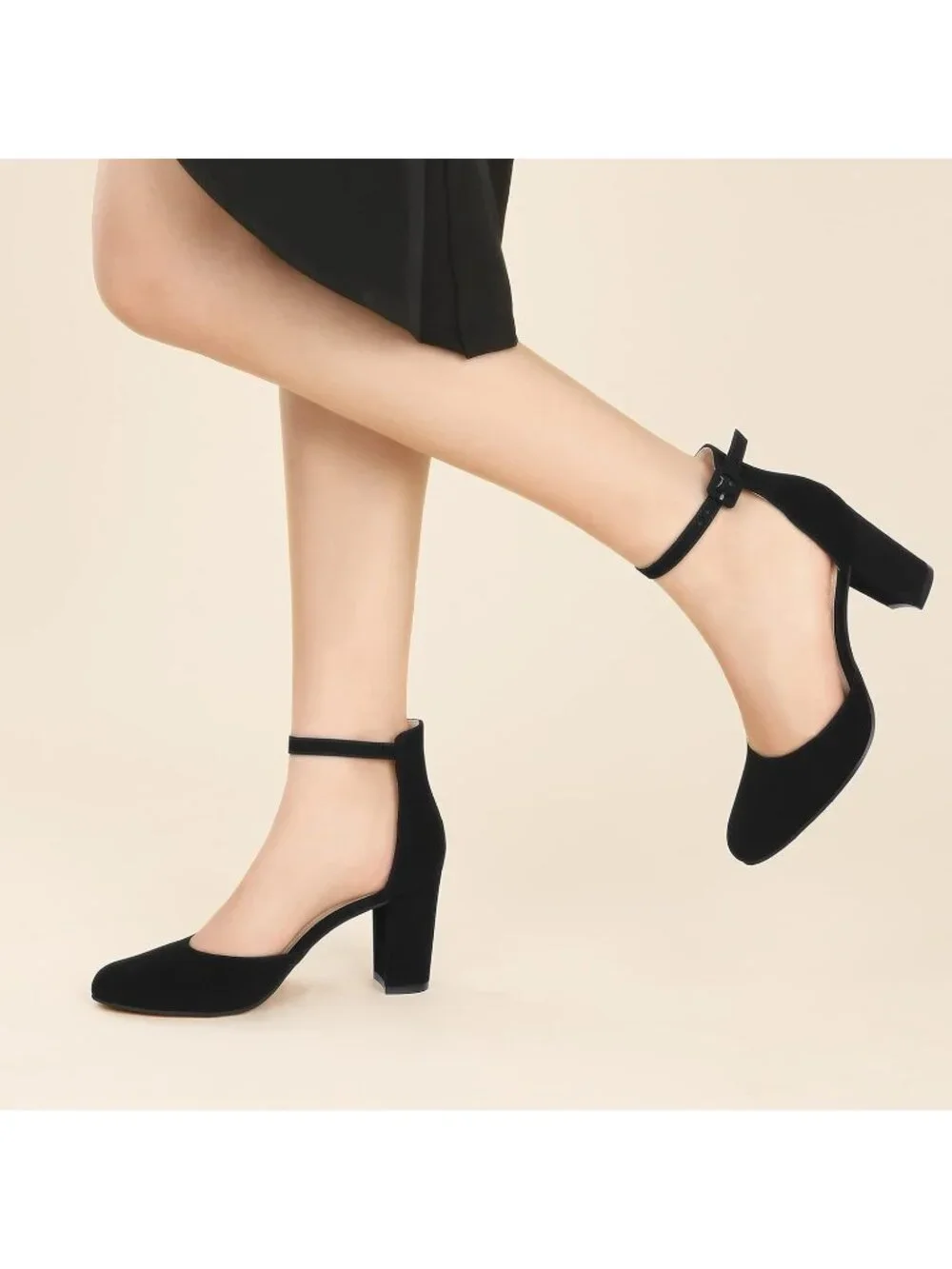 Women's Black Closed Round Toe Chunky Block Heels Adjustable Ankle Strap Pumps